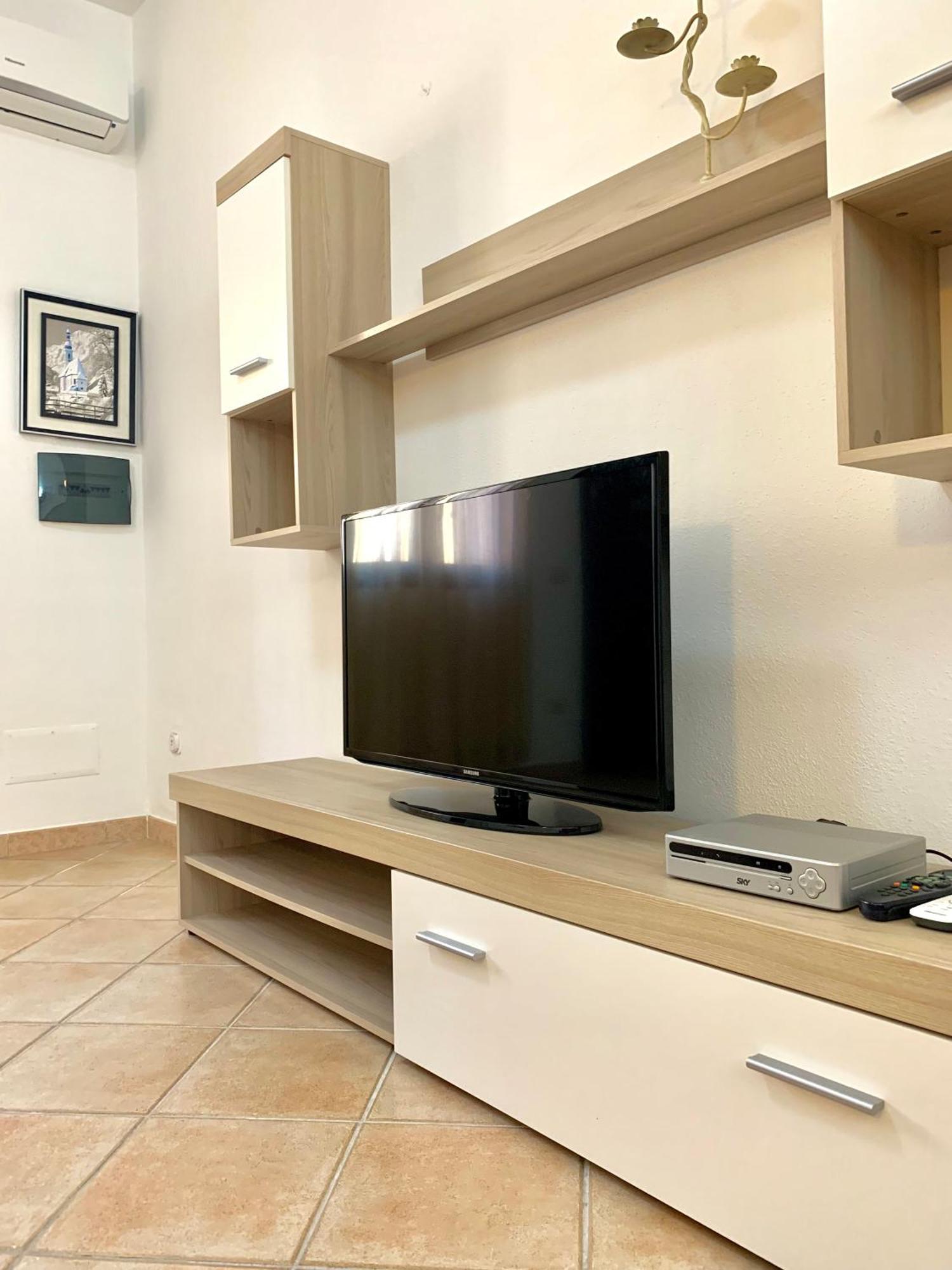 Square Inn Apartment أولبيا المظهر الخارجي الصورة