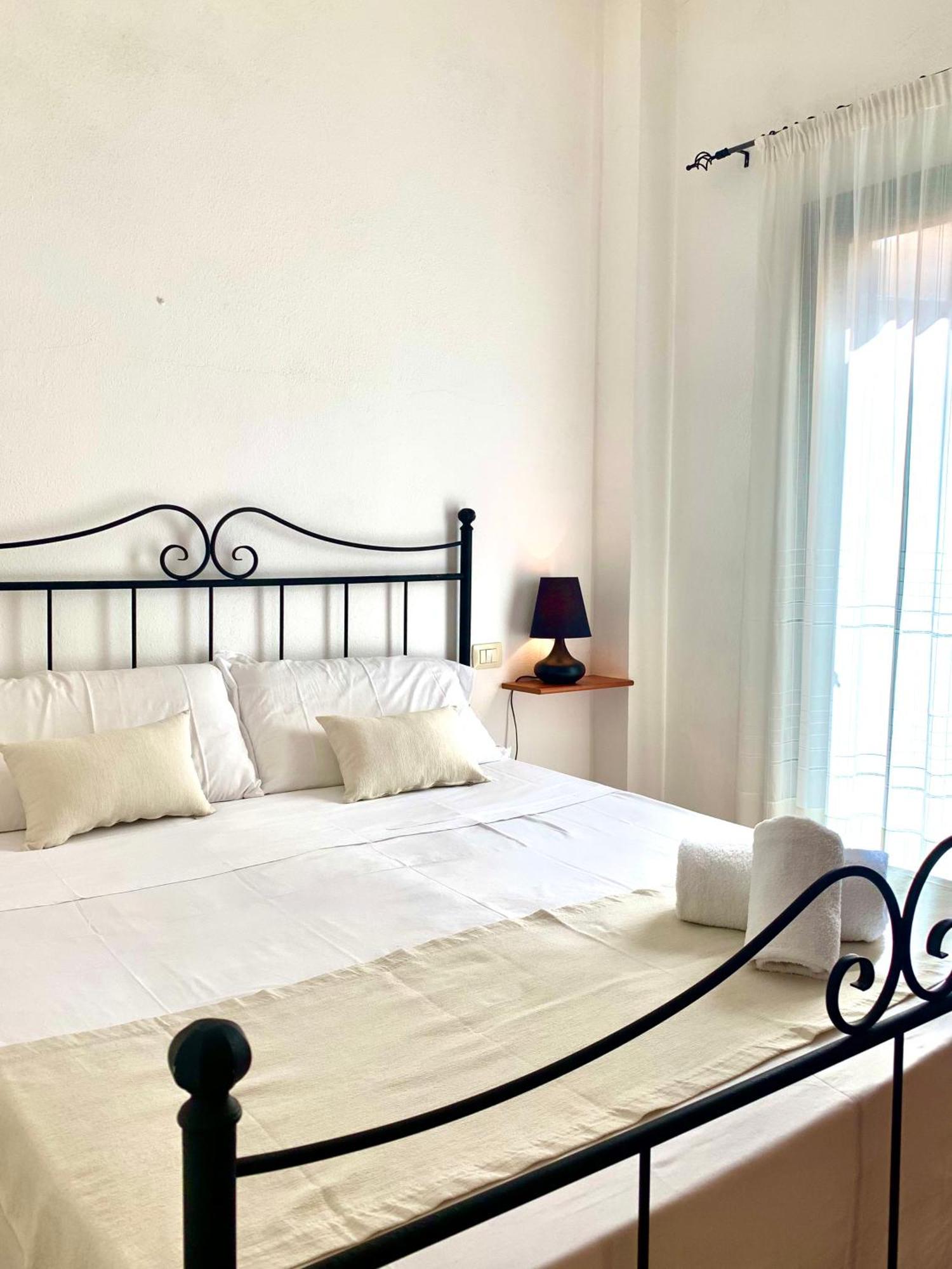 Square Inn Apartment أولبيا المظهر الخارجي الصورة